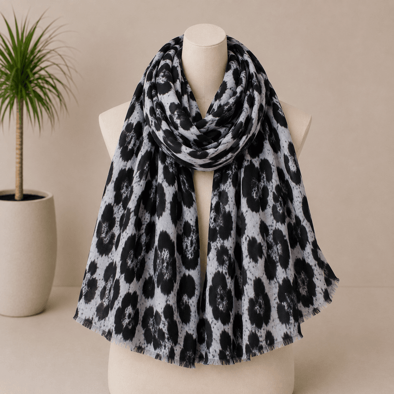 RE-J129 Skjerf viscose leopard  - sort/grå